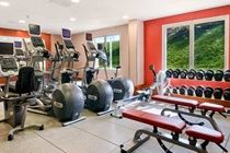 Premier Inn Premier Inn Heathrow Airport Terminal 4 Stanwell Екстериор снимка